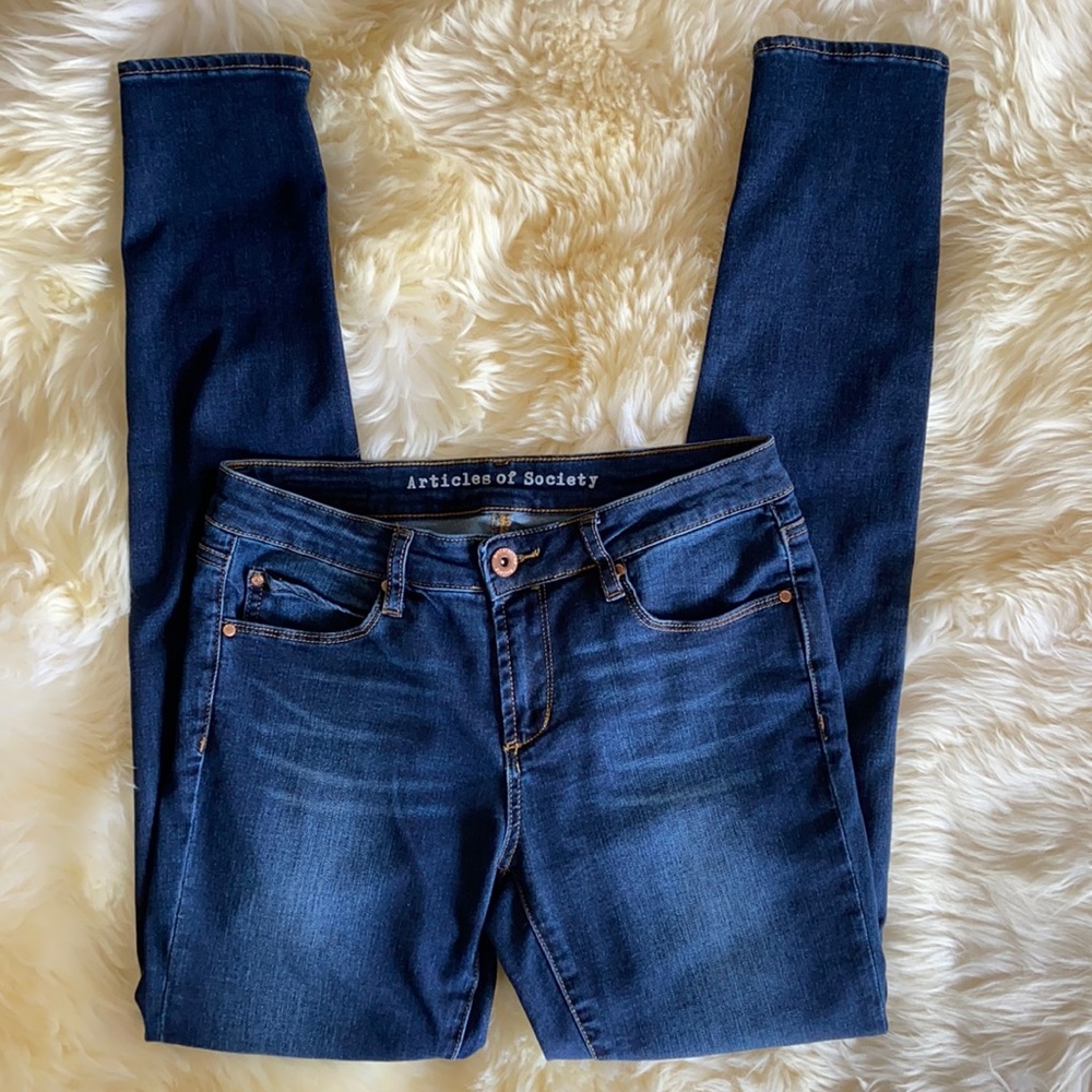Articles of Society stretchy skinny jeans 26
